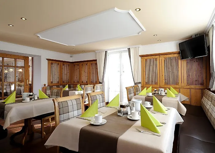 Garni Valuella מלון 4*