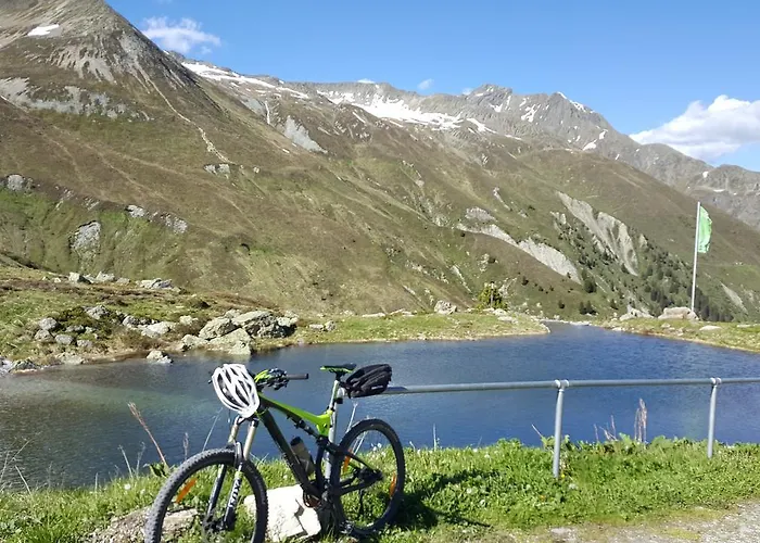 Hotel Garni Valülla Ischgl