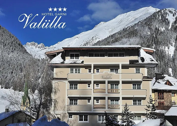 Hotel Garni Valülla 4*